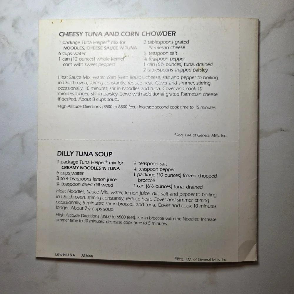 Vintage Hamburger Helper Quick Hearty Soups and Holiday Comforts Recipe Booklets